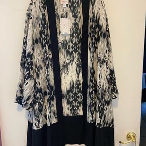 NET ~ LuLaRoe Aurora Kimono Style Cover XL Black & White.